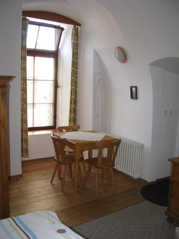 Penzion 102 Pardubice Exterior photo