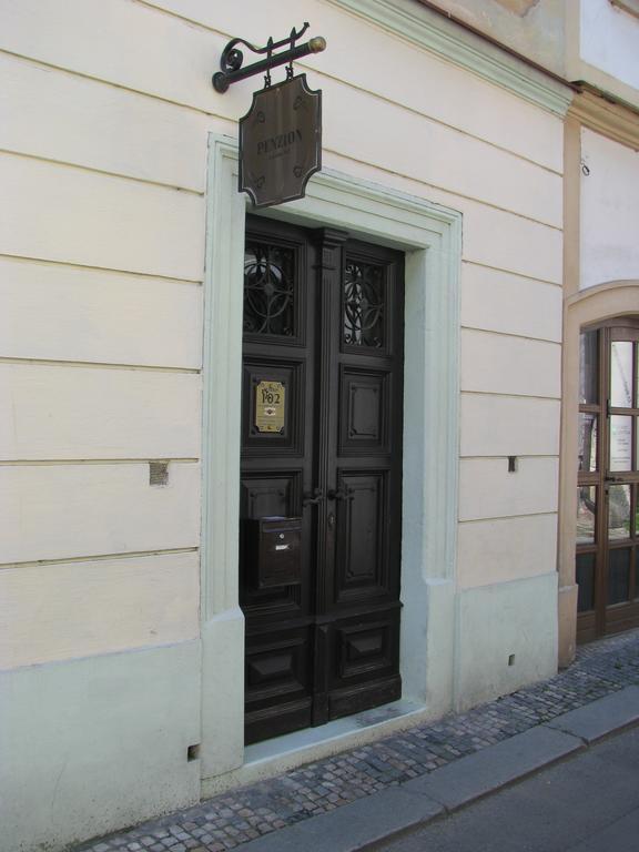 Penzion 102 Pardubice Exterior photo